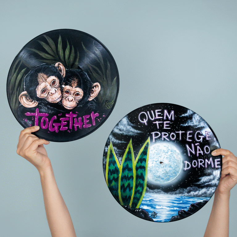 Mockups_0000_Camada-9